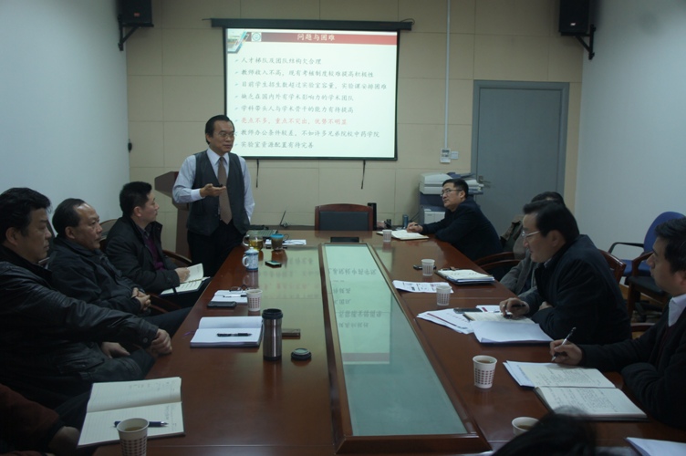 徐建光校长等来女同av